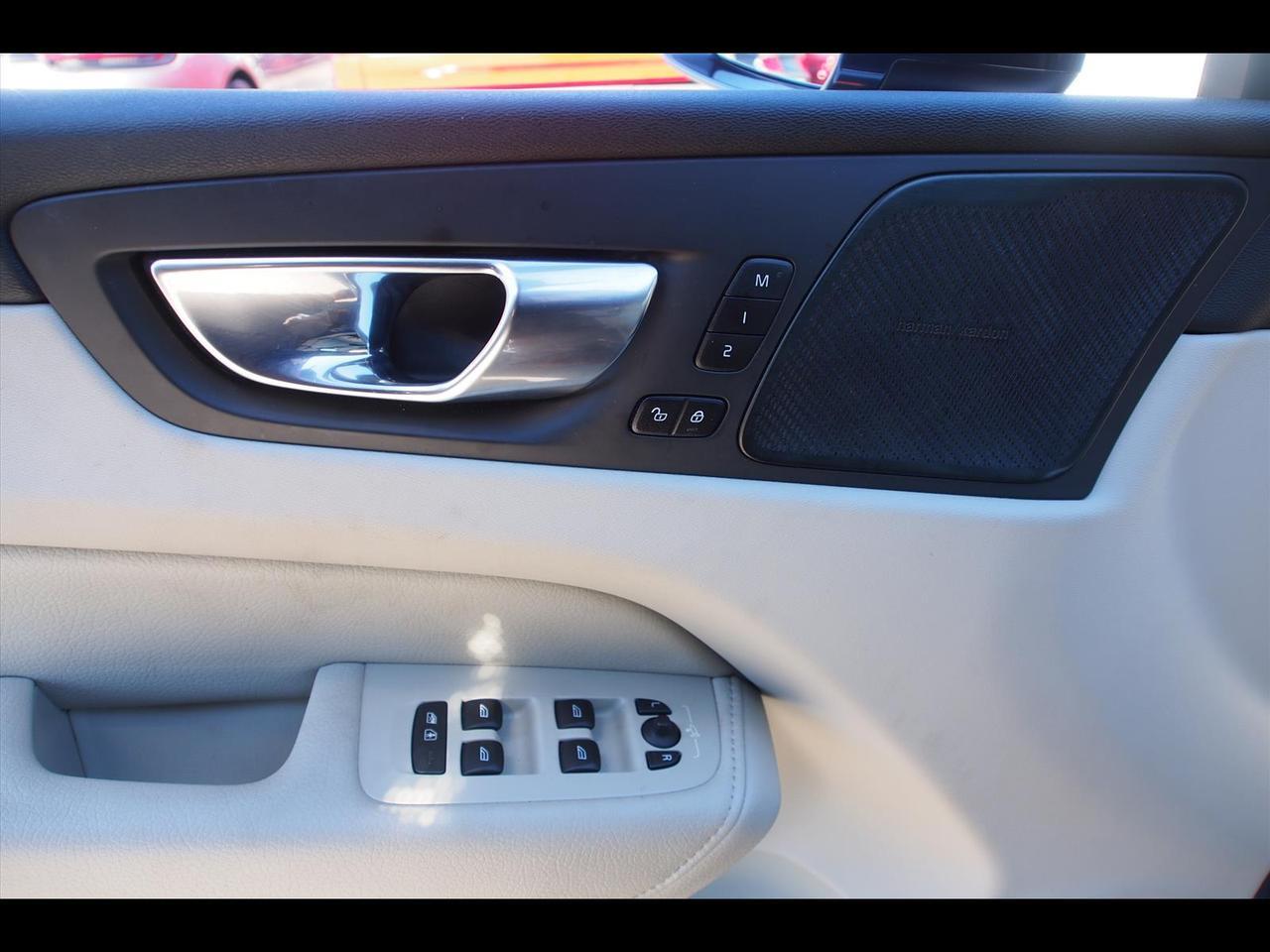 2021 Volvo XC60 Recharge T8 Inscription Expression Raleigh NC