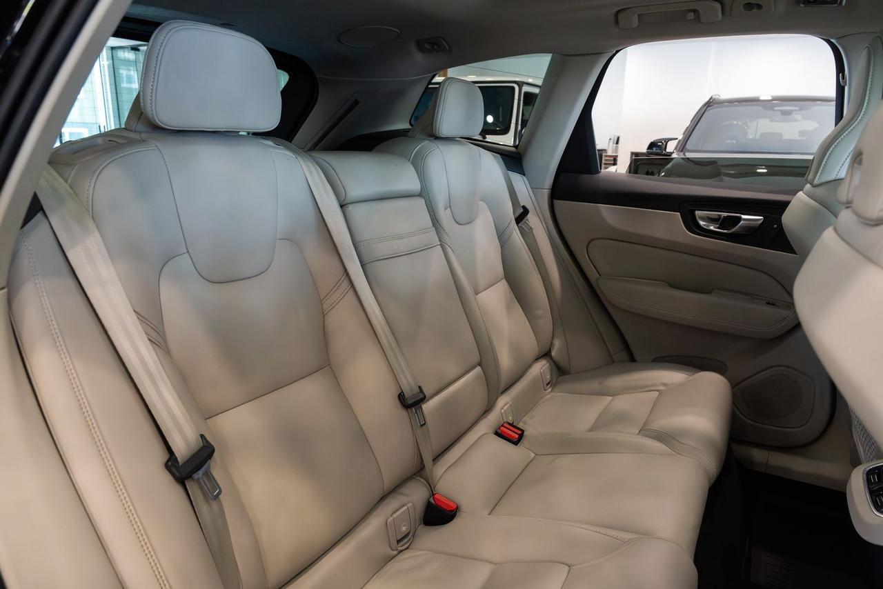 2021 Volvo XC60 T5 Inscription Gladstone OR