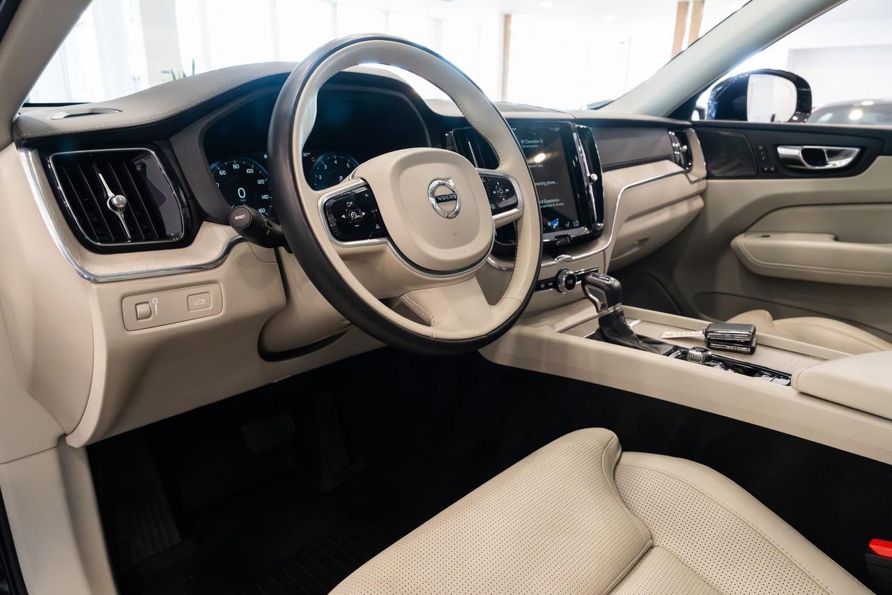 2021 Volvo XC60 T5 Inscription Gladstone OR