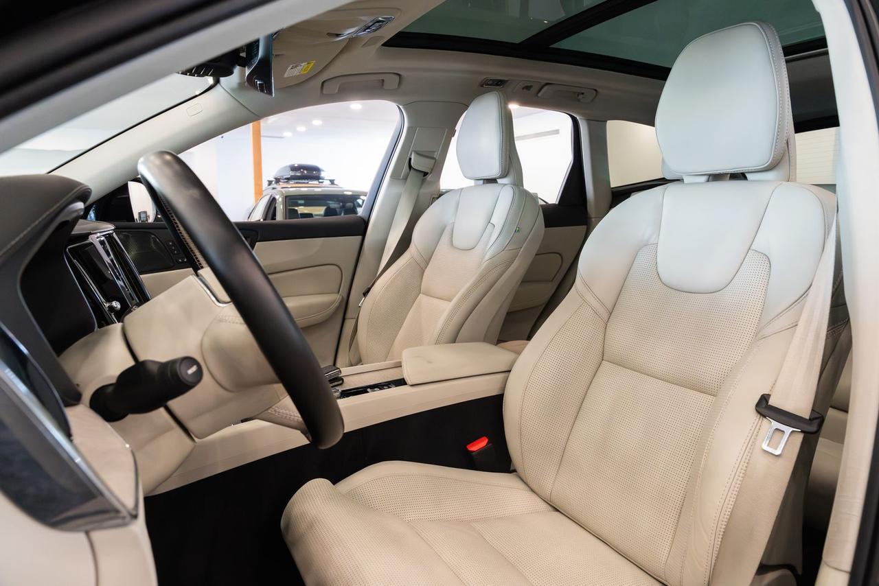 2021 Volvo XC60 T5 Inscription Gladstone OR