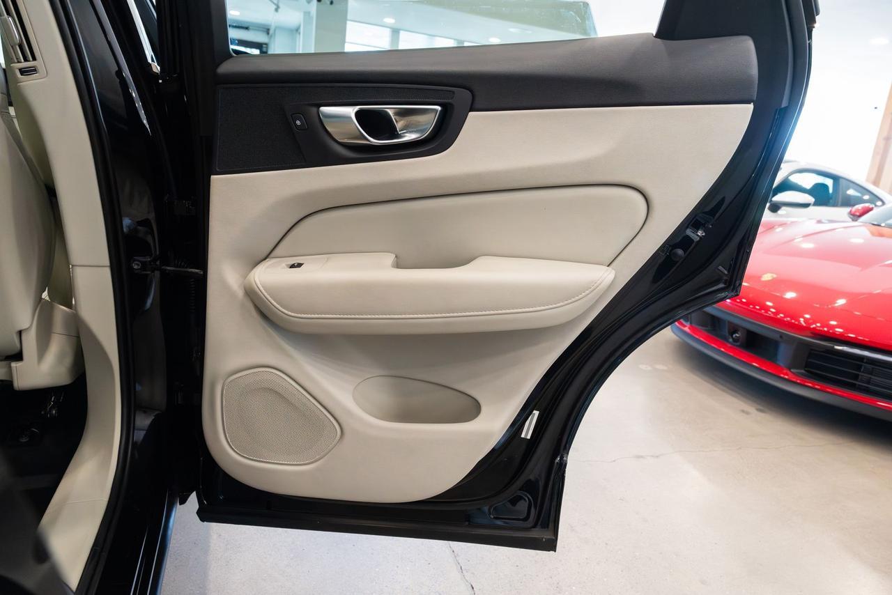 2021 Volvo XC60 T5 Inscription Gladstone OR
