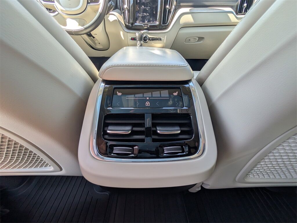 2021 Volvo XC60 T5 Inscription Hunt Valley MD