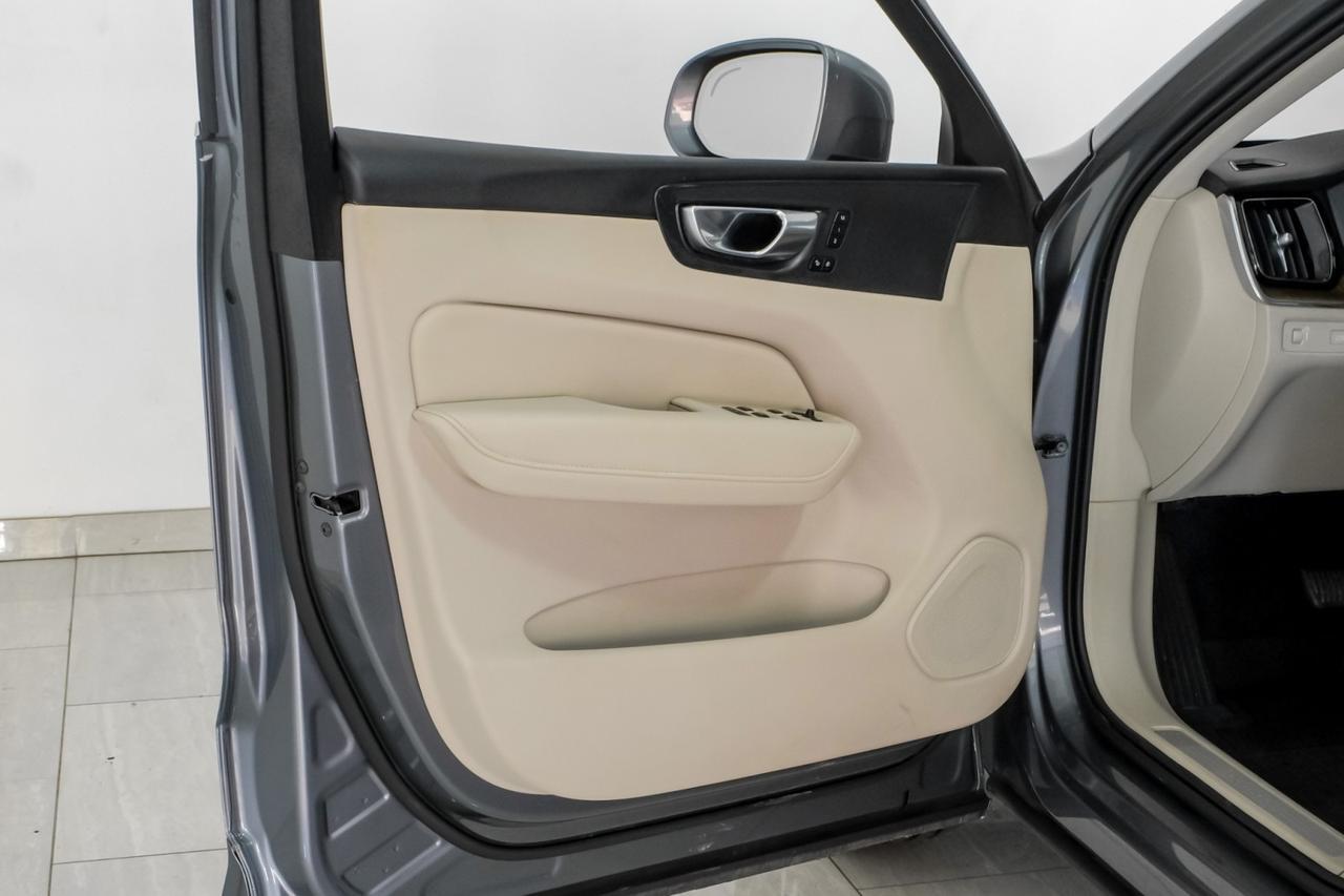 2021 Volvo XC60 T5 MOMENTUM BLIND SPOT ASSIST PANORAMA LEATHER SEATS REAR CAMERA Carrollton TX