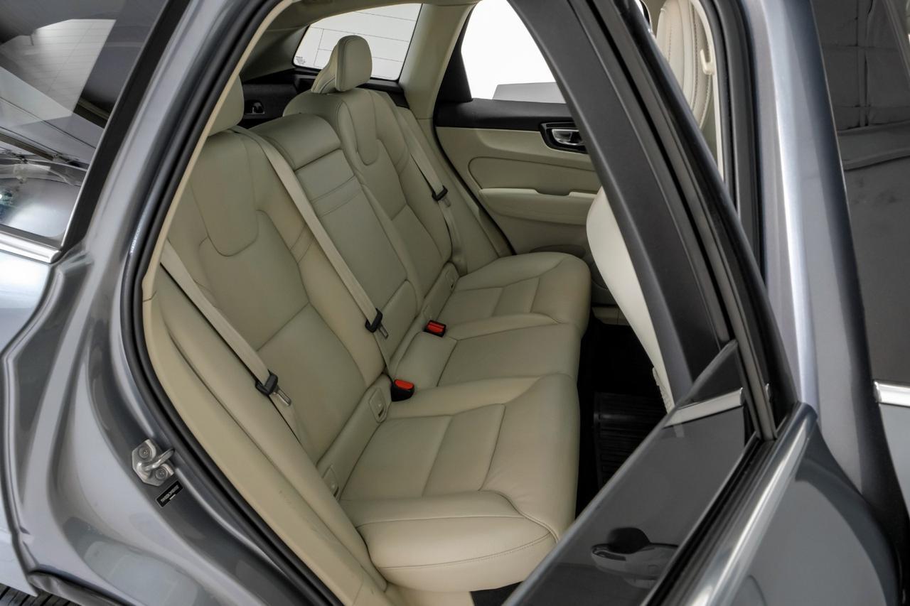 2021 Volvo XC60 T5 MOMENTUM BLIND SPOT ASSIST PANORAMA LEATHER SEATS REAR CAMERA Carrollton TX