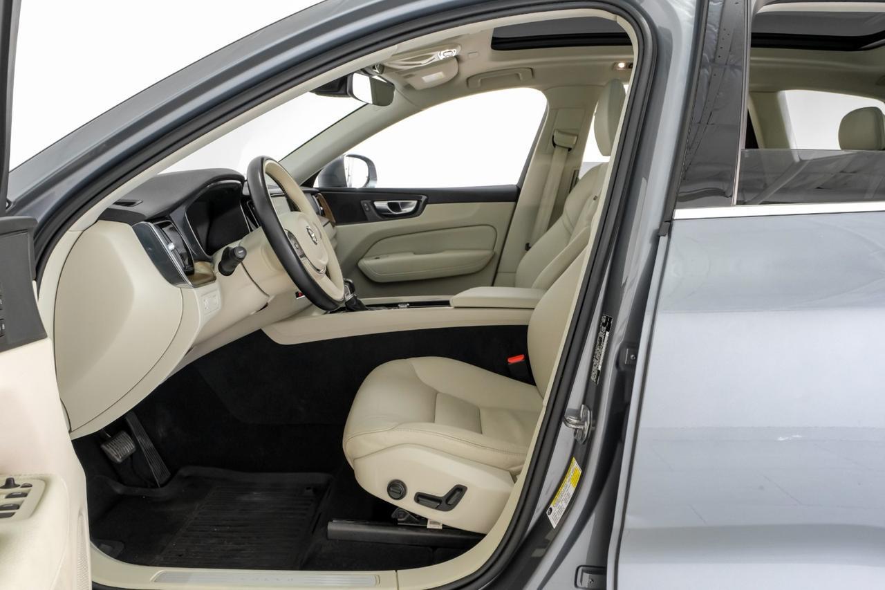 2021 Volvo XC60 T5 MOMENTUM BLIND SPOT ASSIST PANORAMA LEATHER SEATS REAR CAMERA Carrollton TX