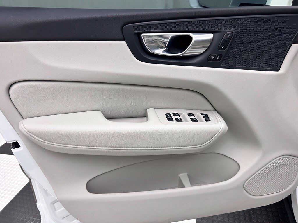 2021 Volvo XC60 T5 Momentum Portland OR
