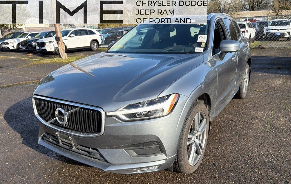 2021 Volvo XC60 T5 Momentum
