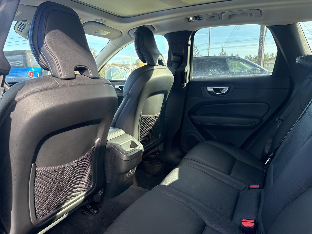 2021 Volvo XC60 T5 Momentum Bend OR