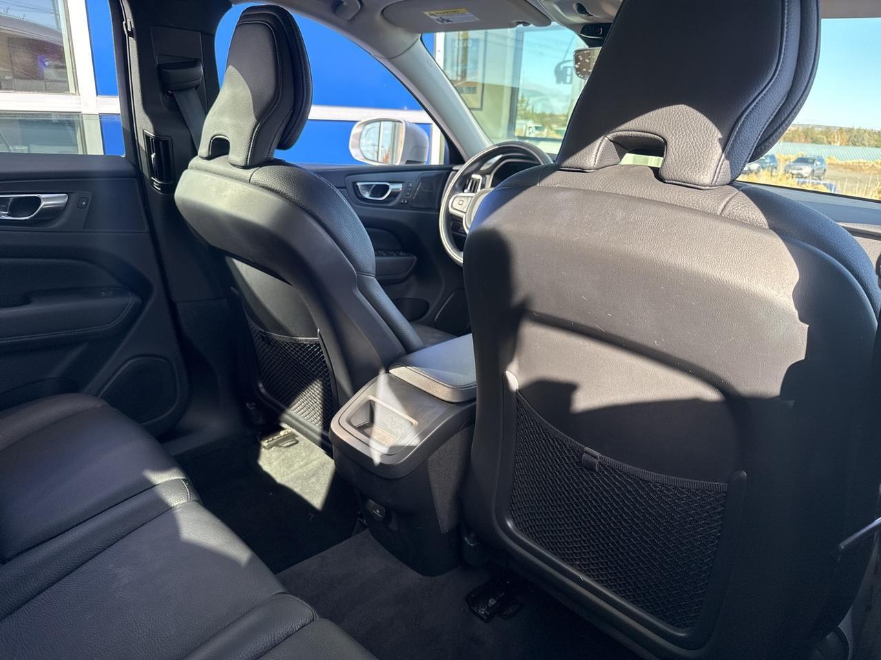 2021 Volvo XC60 T5 Momentum Bend OR