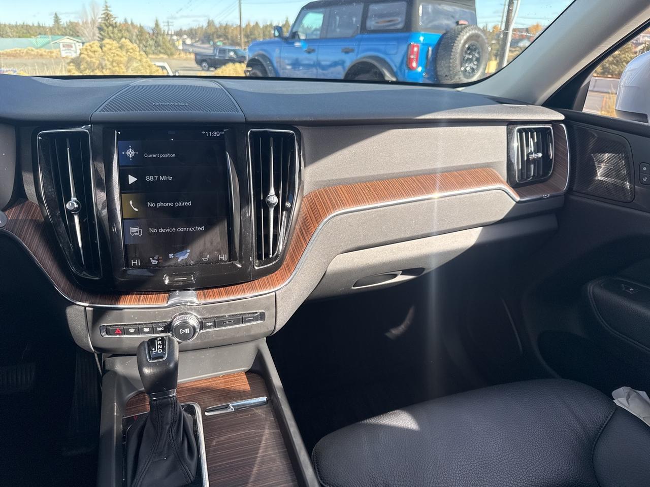 2021 Volvo XC60 T5 Momentum Bend OR
