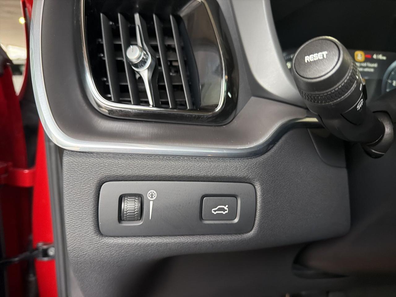 2021 Volvo XC60 T5 Momentum Gaithersburg MD