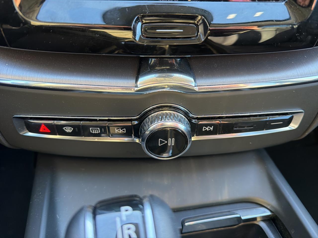 2021 Volvo XC60 T5 Momentum Gaithersburg MD