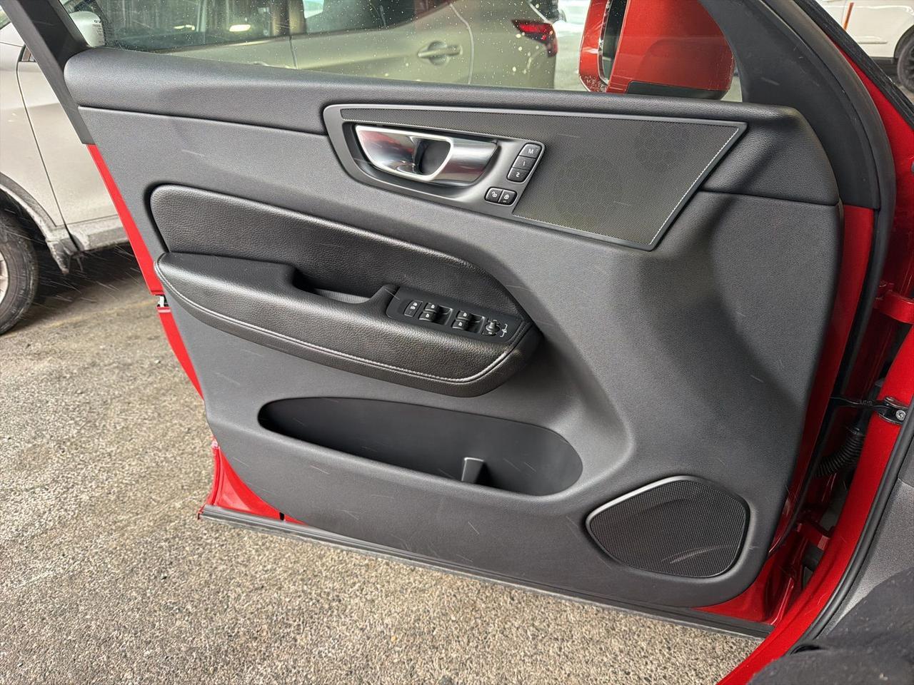 2021 Volvo XC60 T5 Momentum Gaithersburg MD