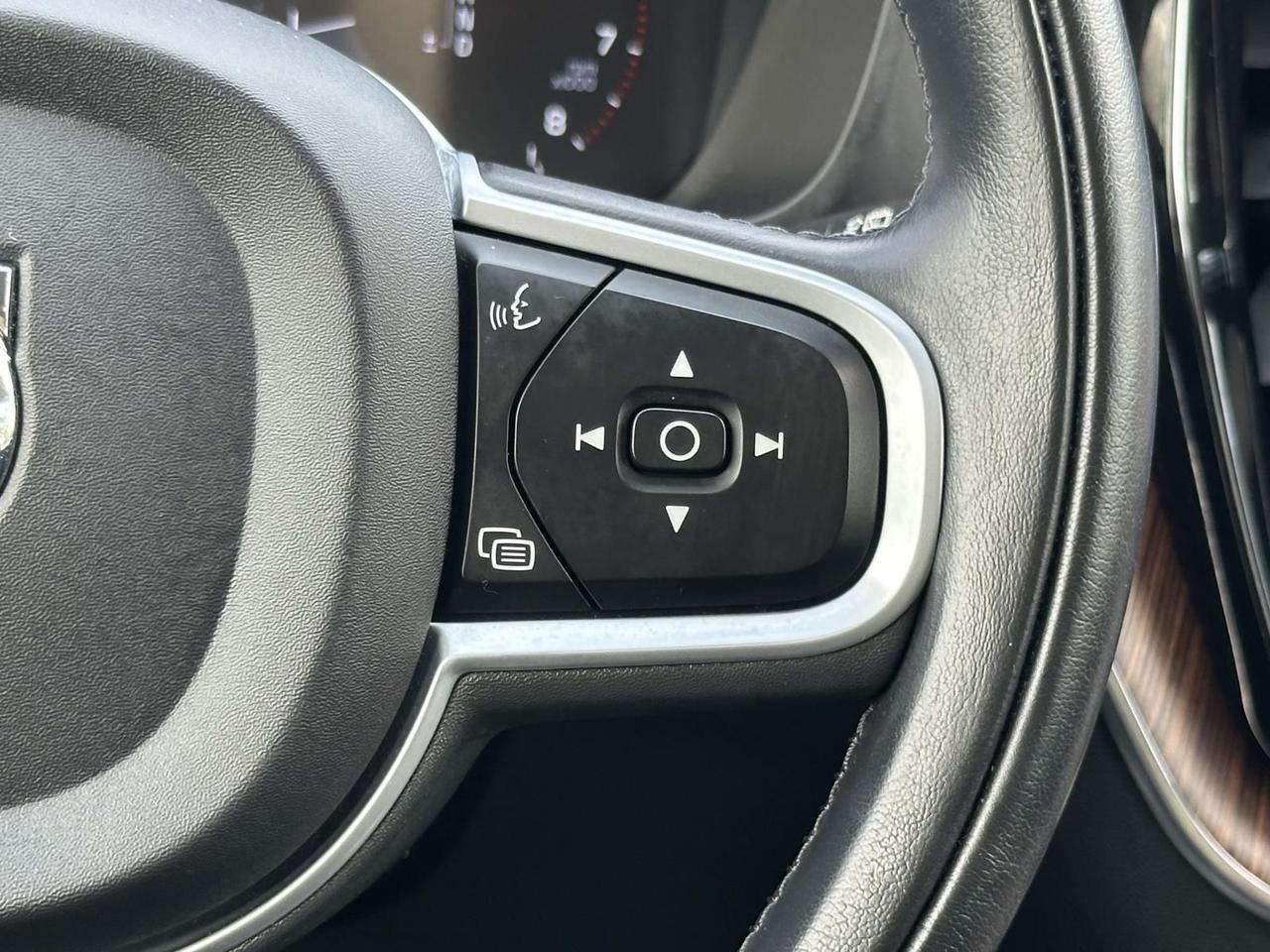 2021 Volvo XC60 T5 Momentum Alexandria VA