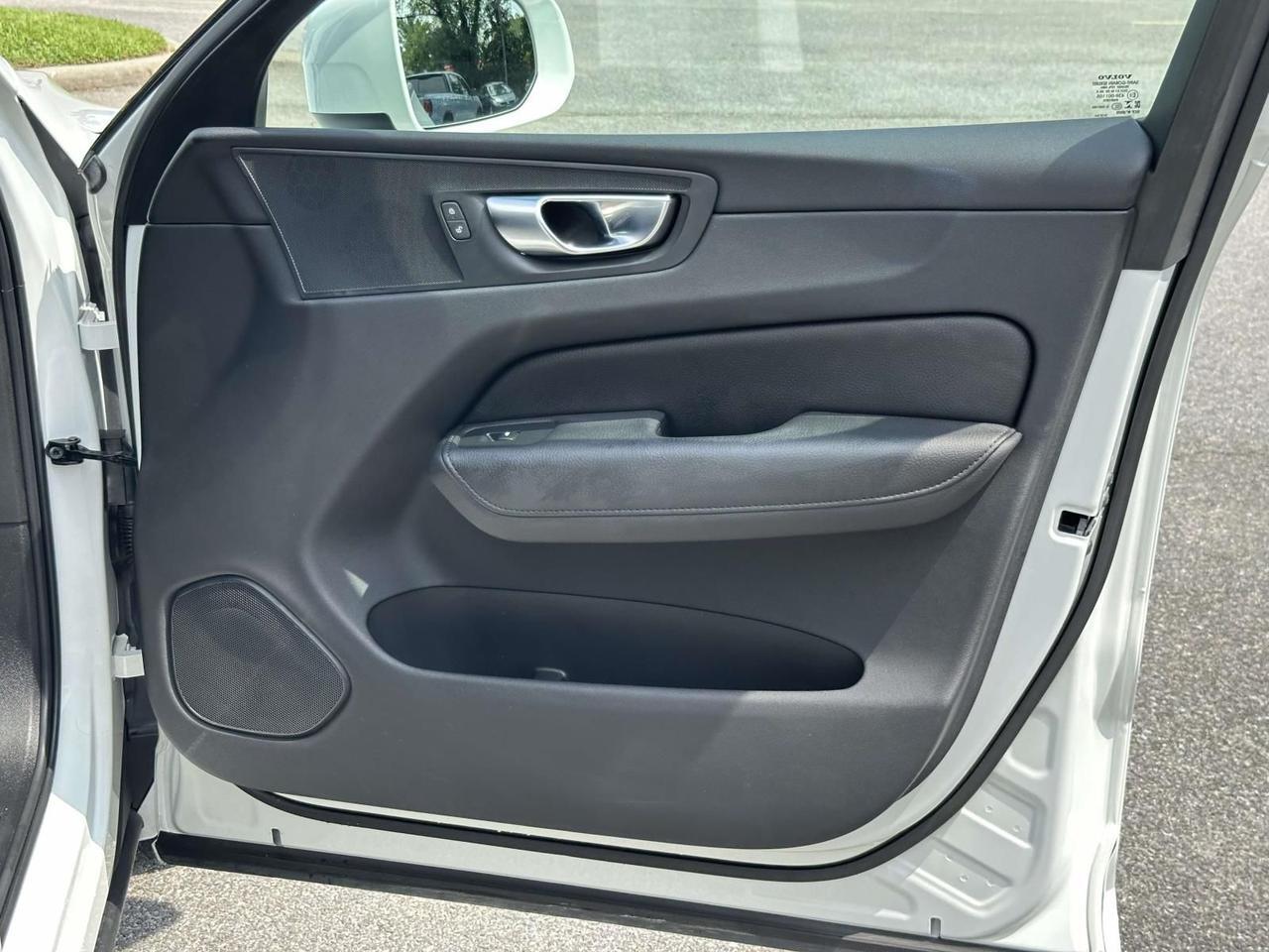2021 Volvo XC60 T5 Momentum Alexandria VA