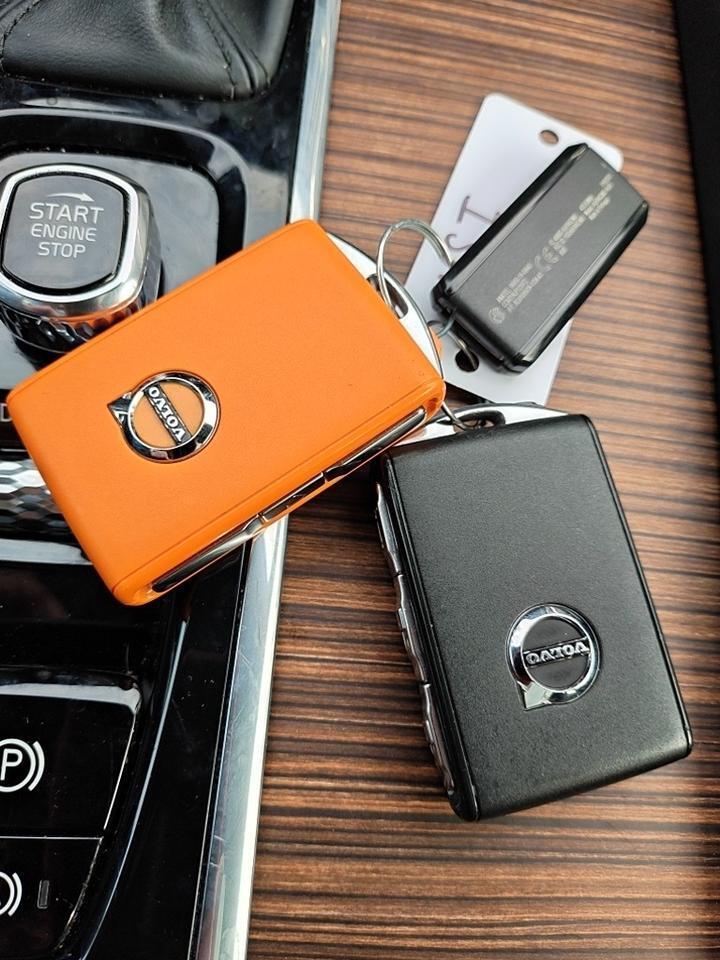 2021 Volvo XC60 T5 Momentum Hunt Valley MD