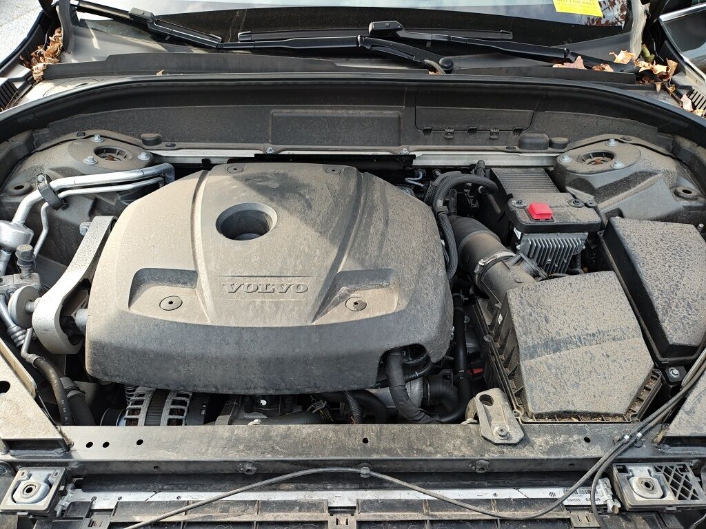 2021 Volvo XC60 T5 Momentum Hunt Valley MD