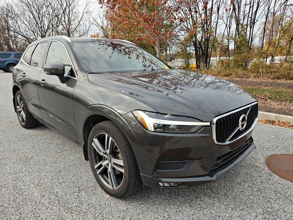 2021 Volvo XC60 T5 Momentum