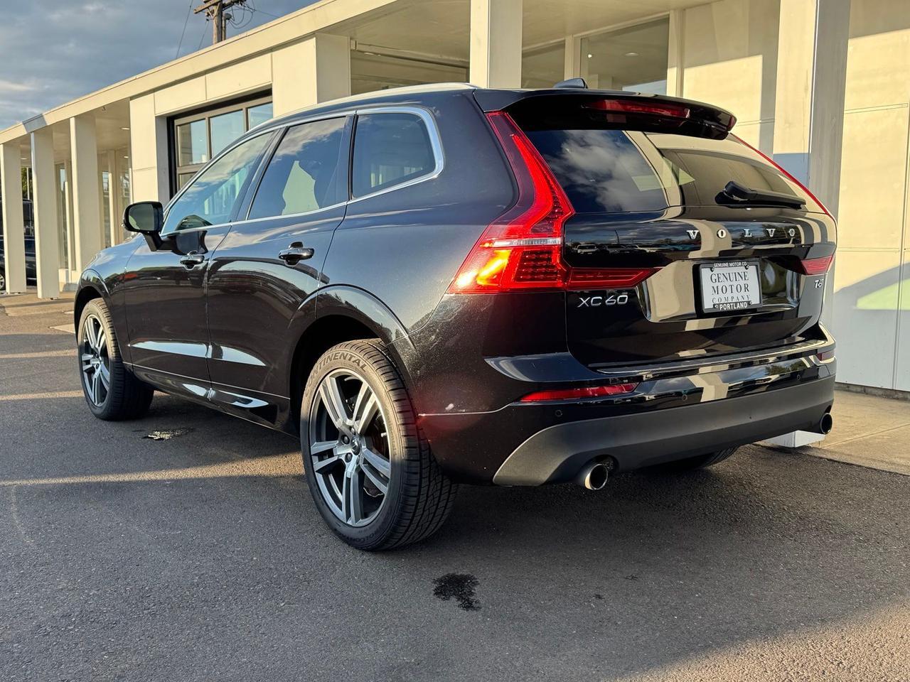 2021 Volvo XC60 T6 Momentum Gladstone OR