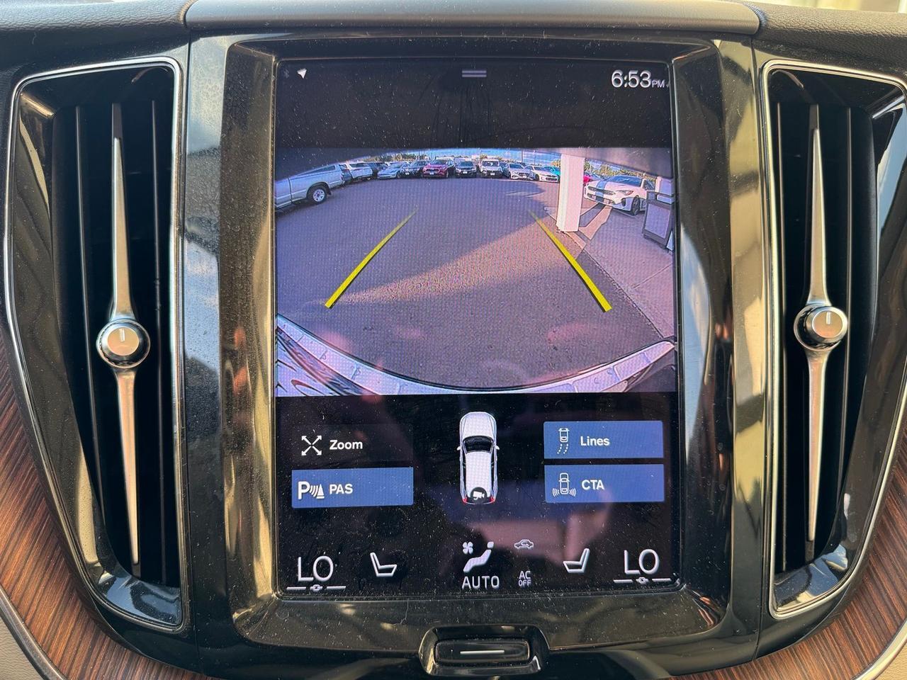 2021 Volvo XC60 T6 Momentum Gladstone OR