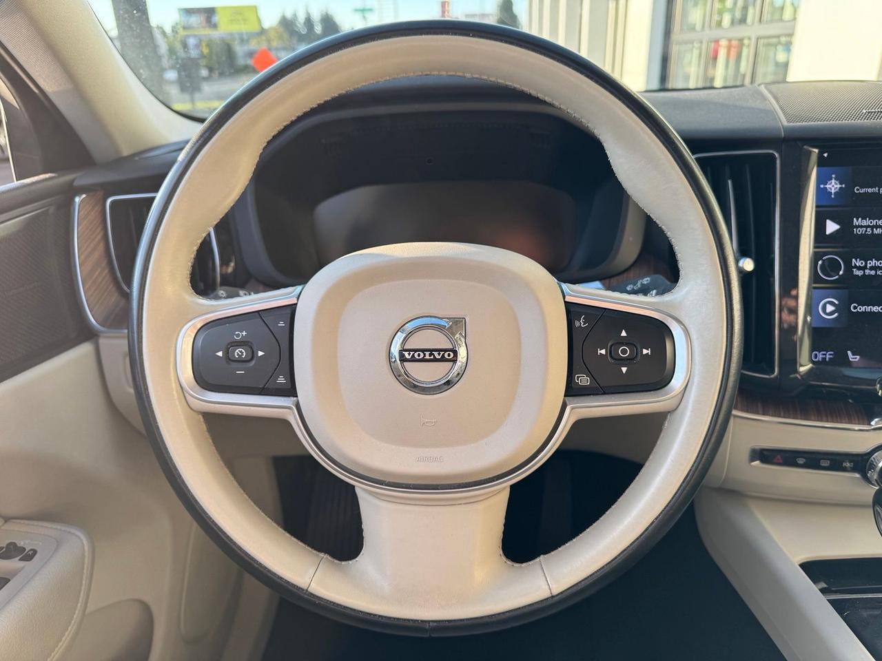 2021 Volvo XC60 T6 Momentum Gladstone OR