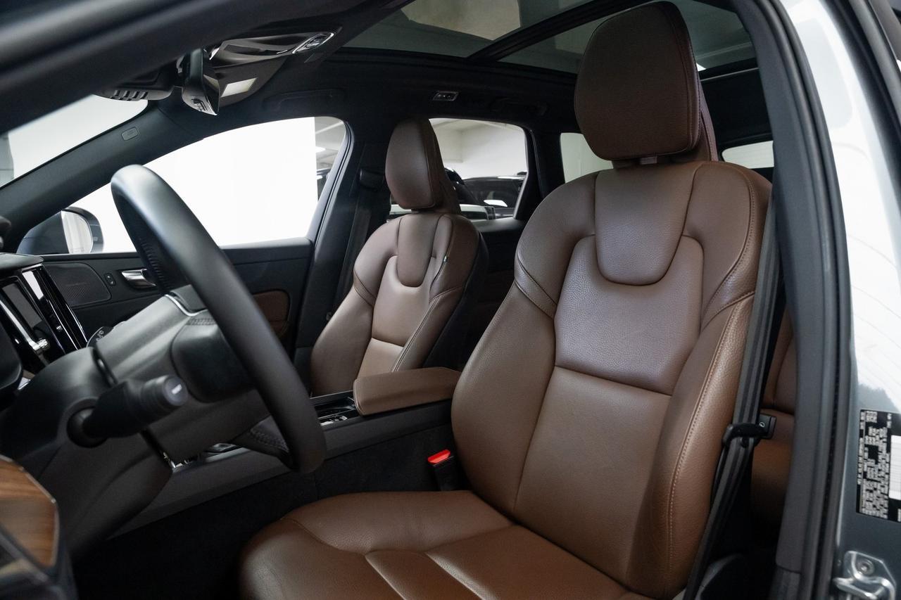 2021 Volvo XC60 T6 Momentum Heated Seats Premium Package Portland OR