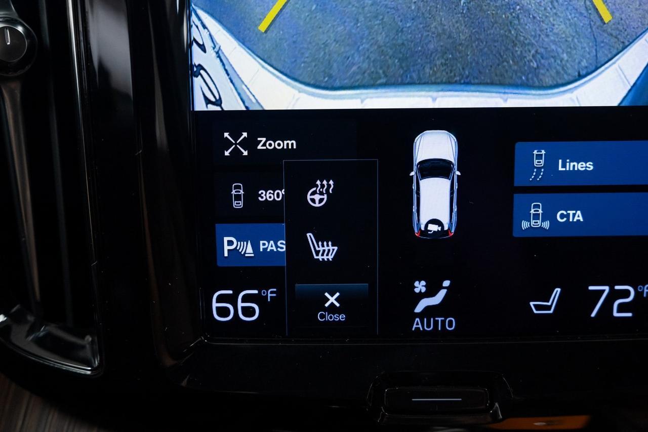 2021 Volvo XC60 T6 Momentum Heated Seats Premium Package Portland OR