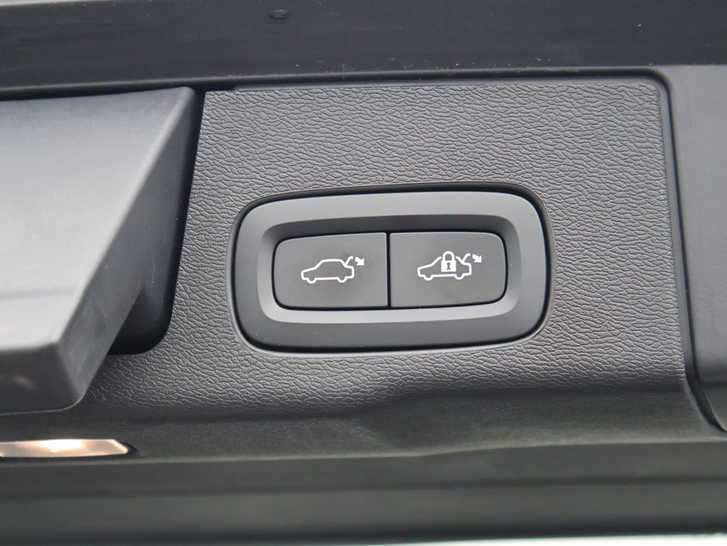 2021 Volvo XC60 T6 Momentum San Clemente CA