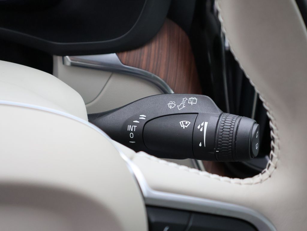 2021 Volvo XC60 T6 Momentum San Clemente CA