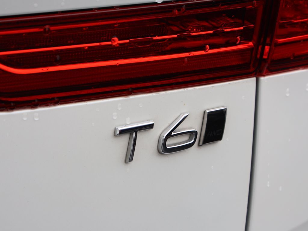 2021 Volvo XC60 T6 Momentum San Clemente CA