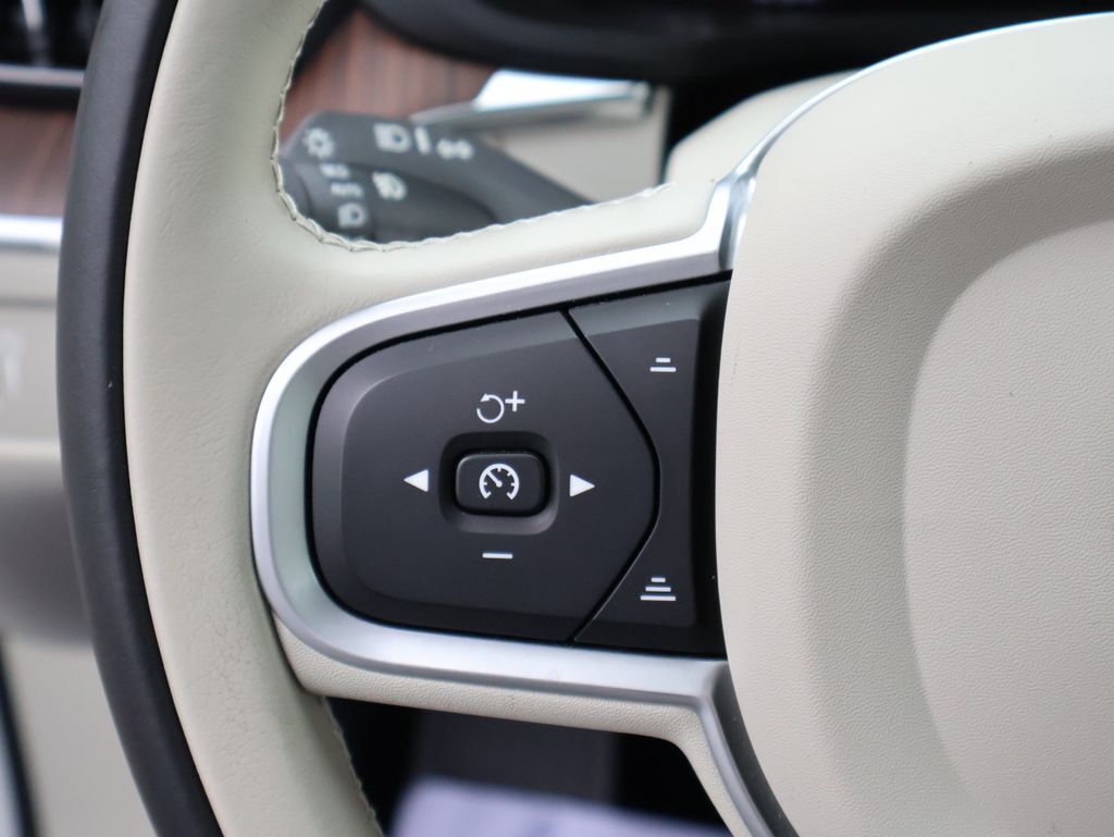 2021 Volvo XC60 T6 Momentum San Clemente CA