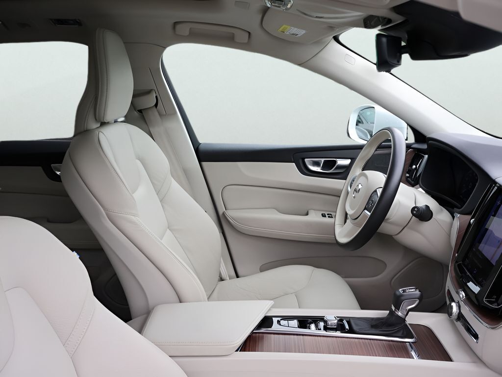 2021 Volvo XC60 T6 Momentum San Clemente CA