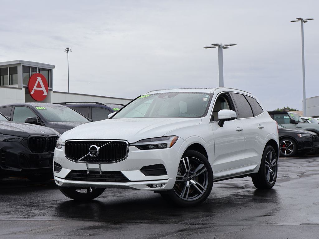 2021 Volvo XC60 T6 Momentum