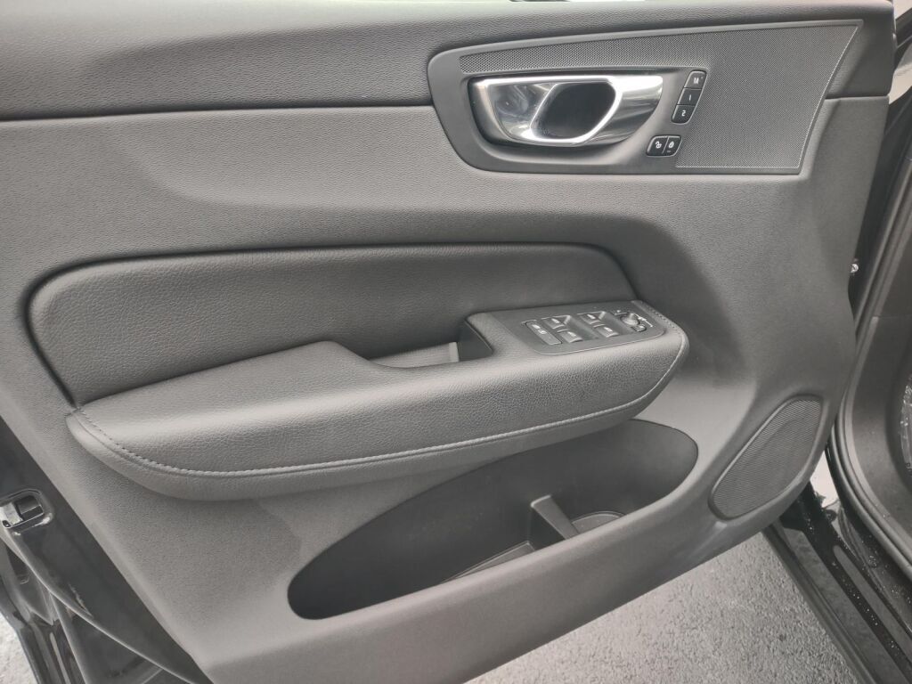 2021 Volvo XC60 T6 Momentum Richmond VA