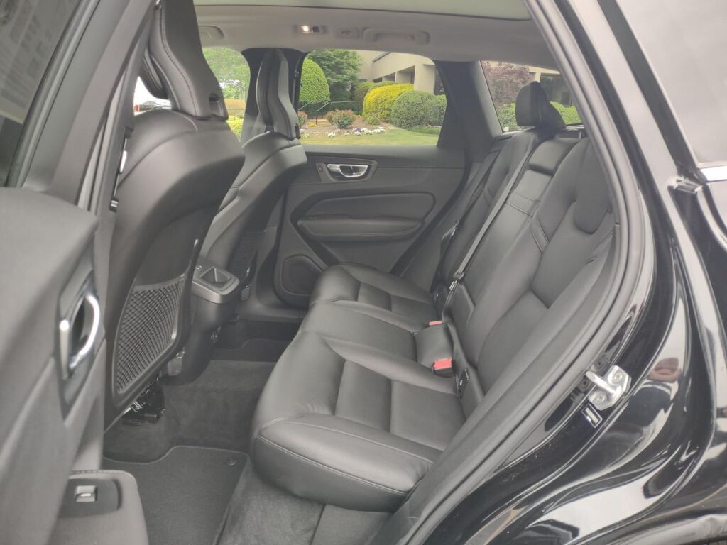 2021 Volvo XC60 T6 Momentum Richmond VA