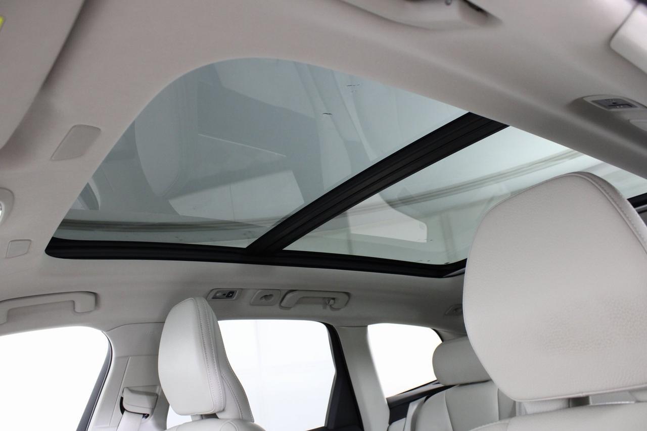 2021 Volvo XC60 T6 Momentum Manassas VA