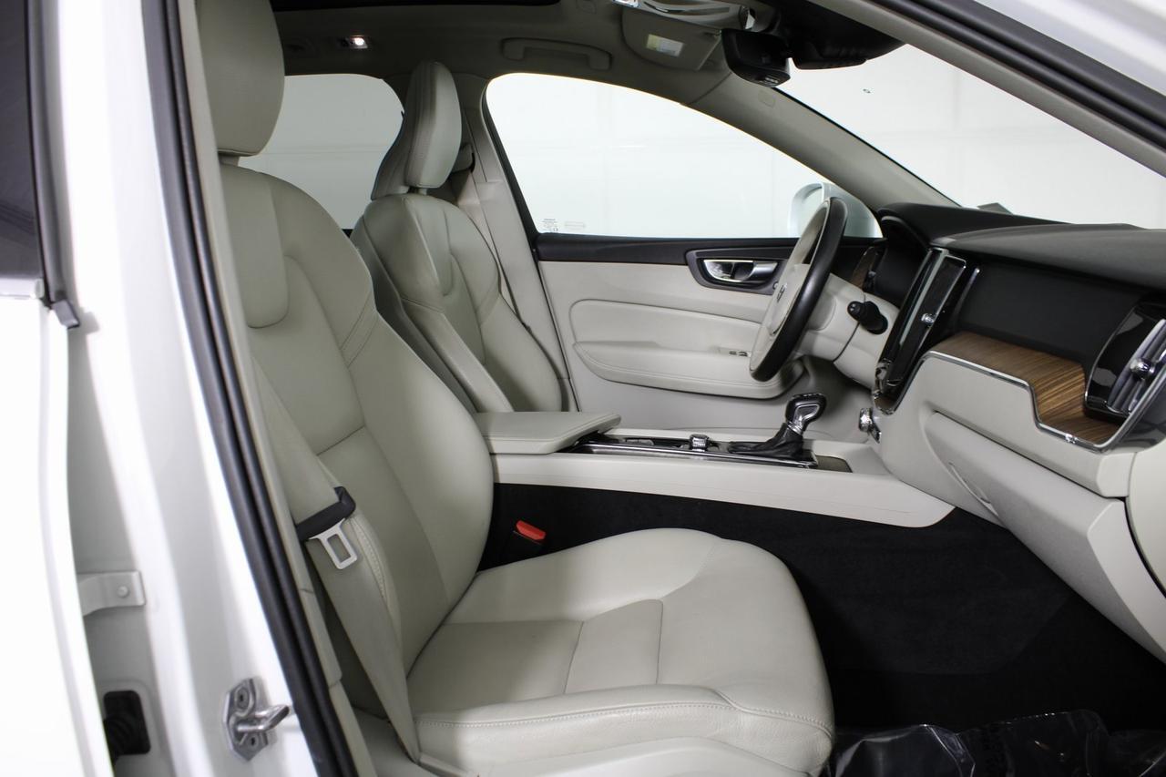 2021 Volvo XC60 T6 Momentum Manassas VA