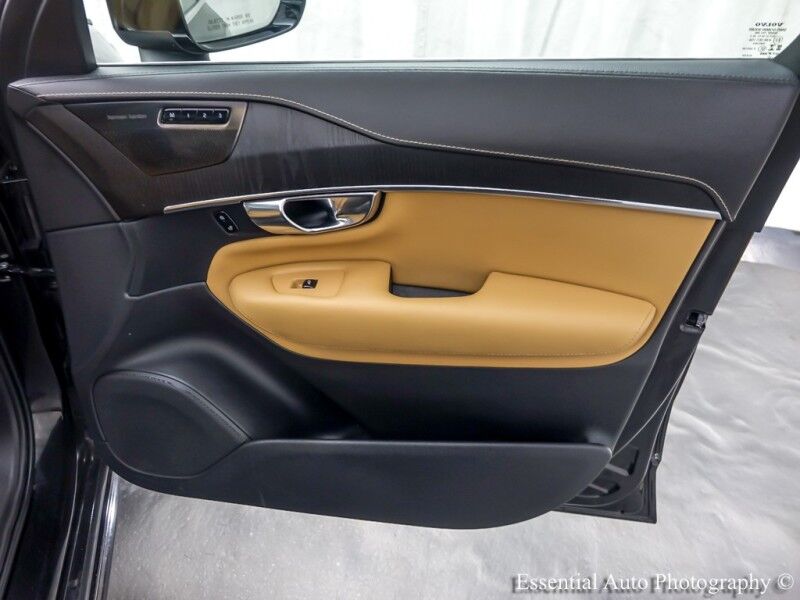 2021 Volvo XC90 Inscription Willowbrook IL