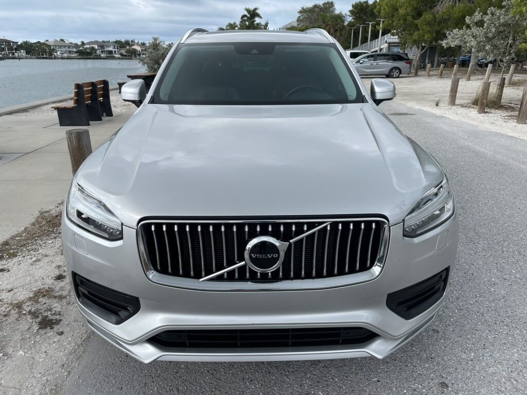 2021 Volvo XC90 MOMENTUM~1 OWNER~LEATHER INTERIOR~NAVIGATION~20 WHEELS~ONLINE FI Sarasota FL