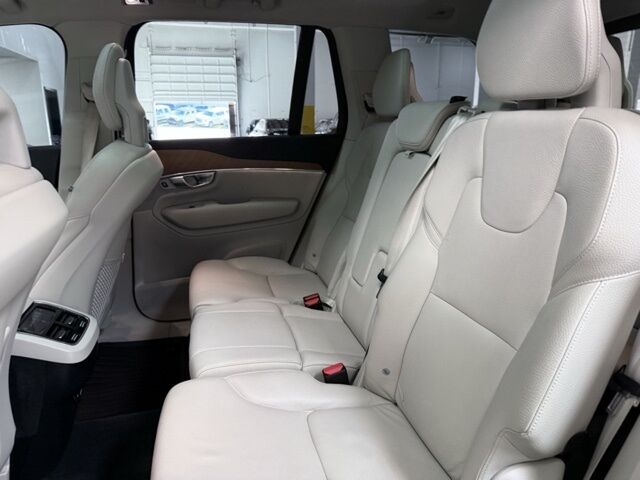 2021 Volvo XC90 Momentum Dallas TX 2021 Volvo XC90 Momentum Dallas TX