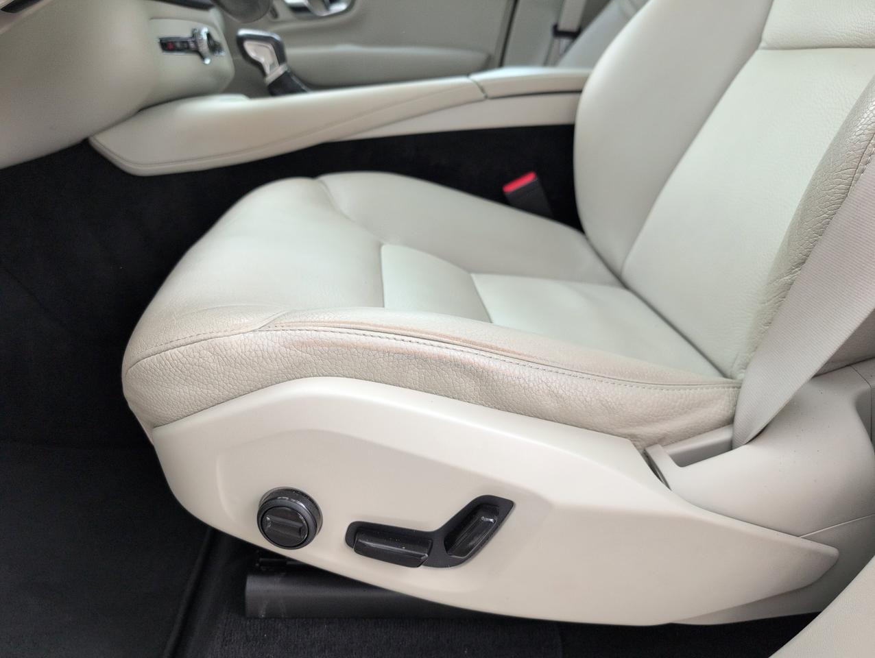 2021 Volvo XC90 Momentum San Antonio TX