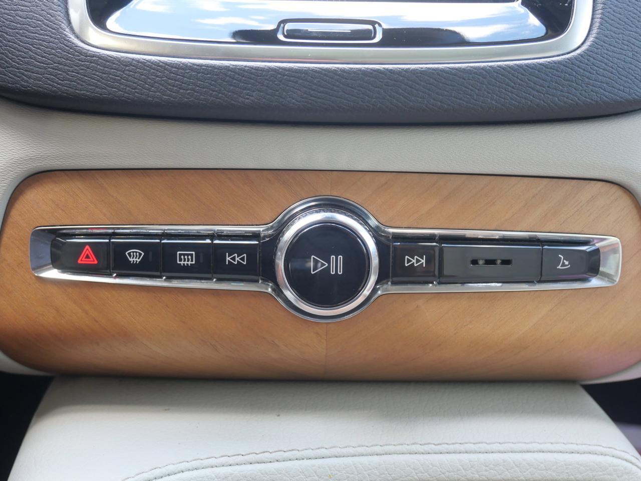 2021 Volvo XC90 Momentum San Juan TX