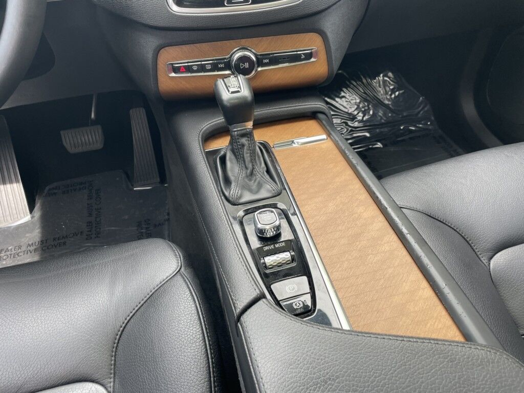 2021 Volvo XC90 Momentum Sarasota FL