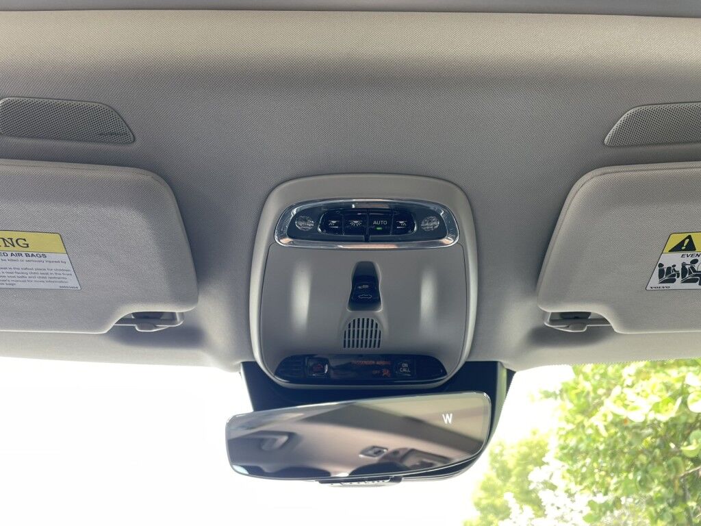 2021 Volvo XC90 Momentum Sarasota FL