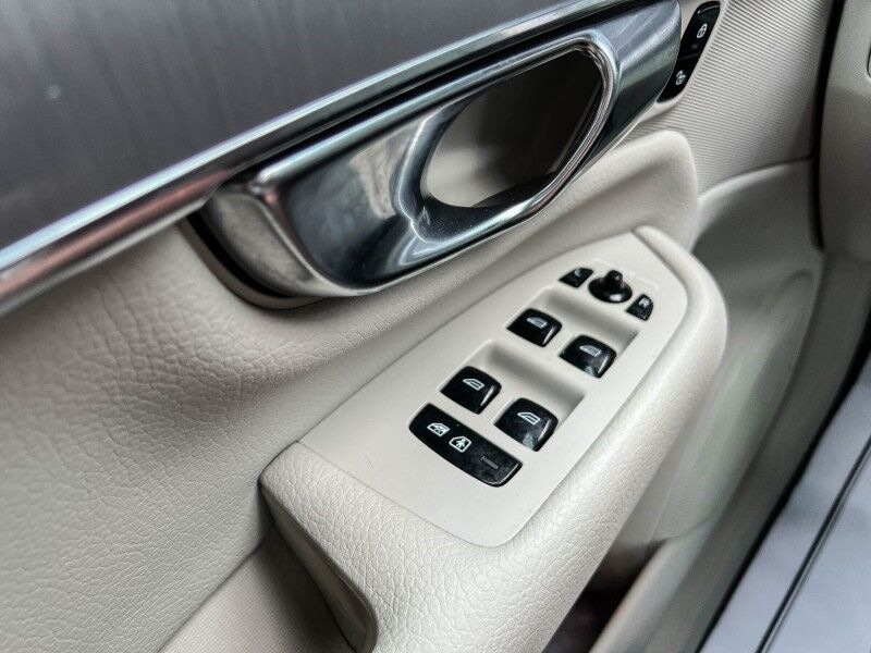 2021 Volvo XC90 Momentum Wilmington NC
