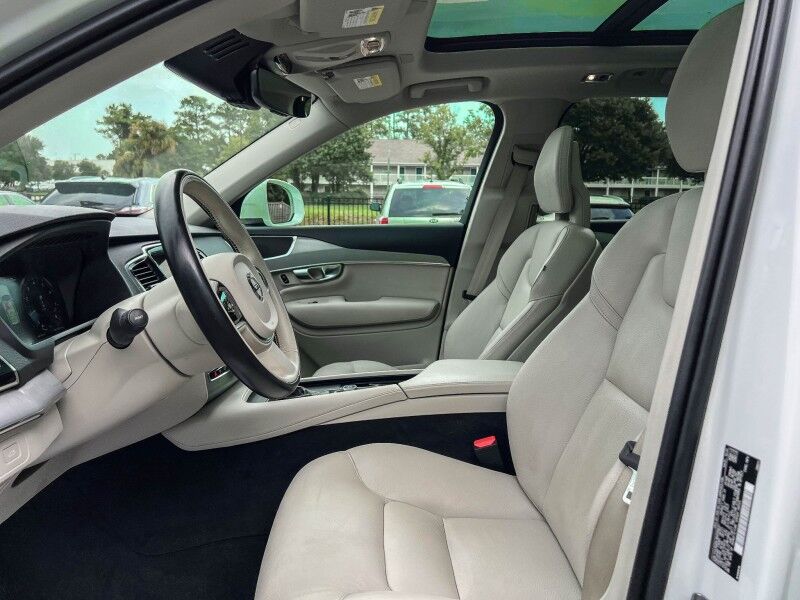 2021 Volvo XC90 Momentum Wilmington NC
