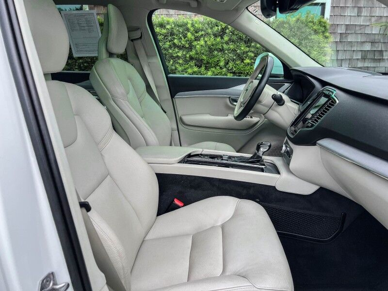2021 Volvo XC90 Momentum Wilmington NC