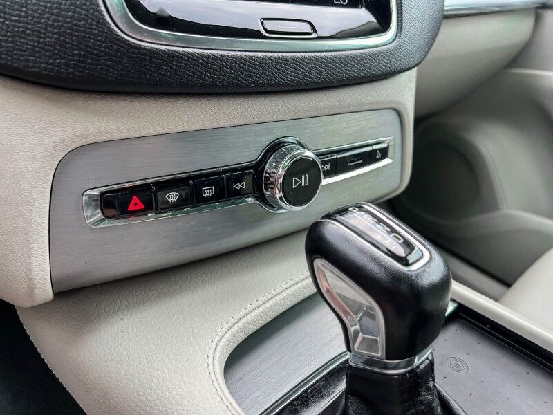 2021 Volvo XC90 Momentum Wilmington NC