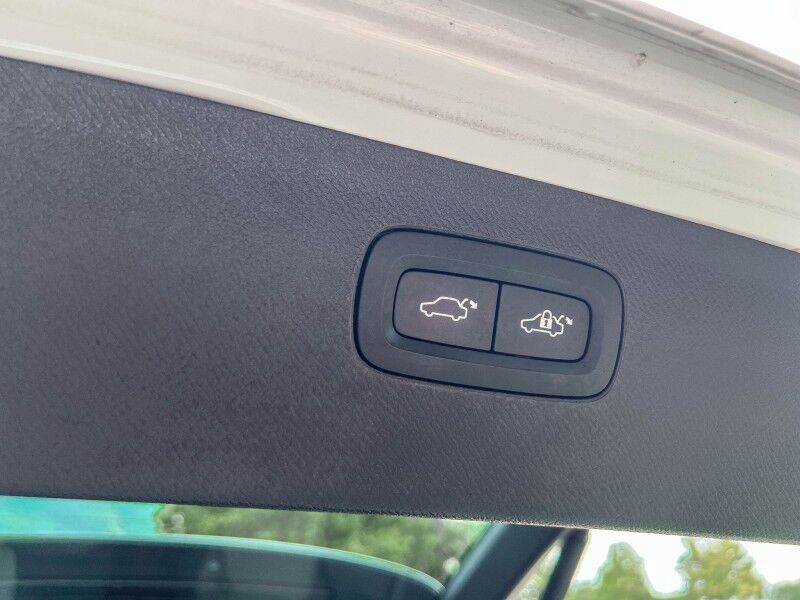 2021 Volvo XC90 Momentum Wilmington NC