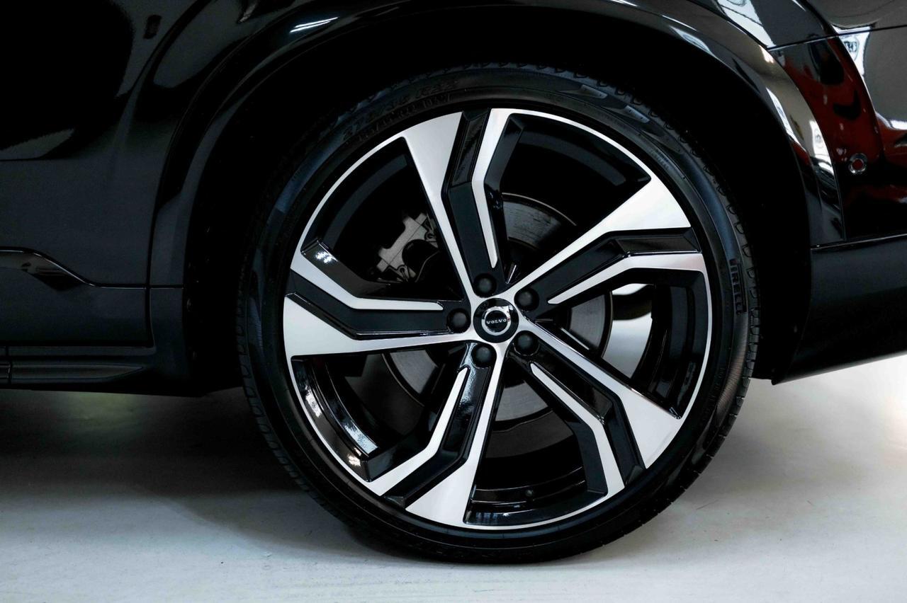 2021 Volvo XC90 R-Design photo 31